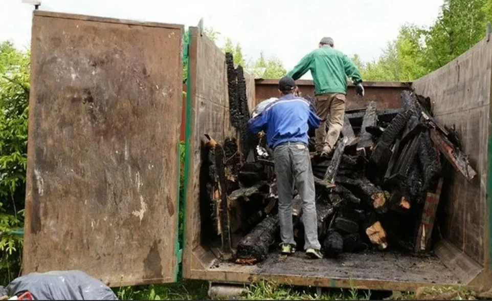 Вывоз мусора после пожара в Череповце от ПроМусор — уборка, утилизация, цена от 2504 руб