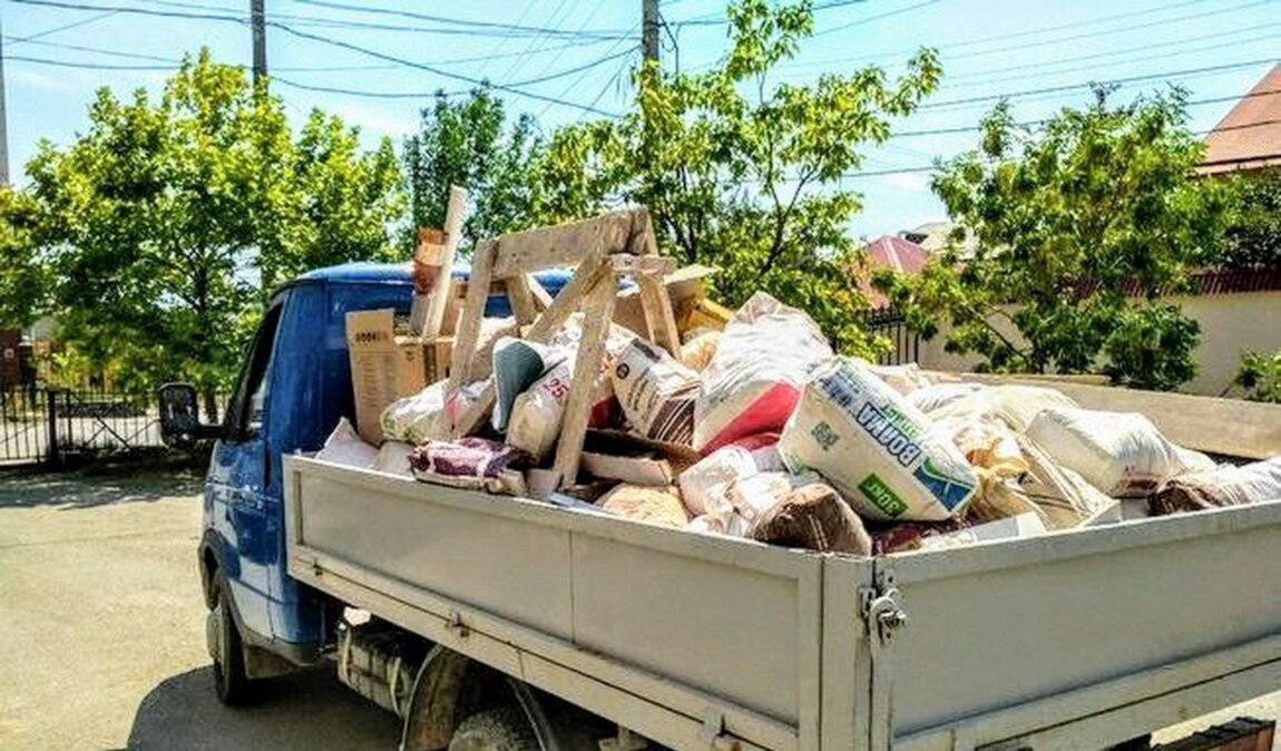 Вывоз мусора Газелью в Череповце в октябре