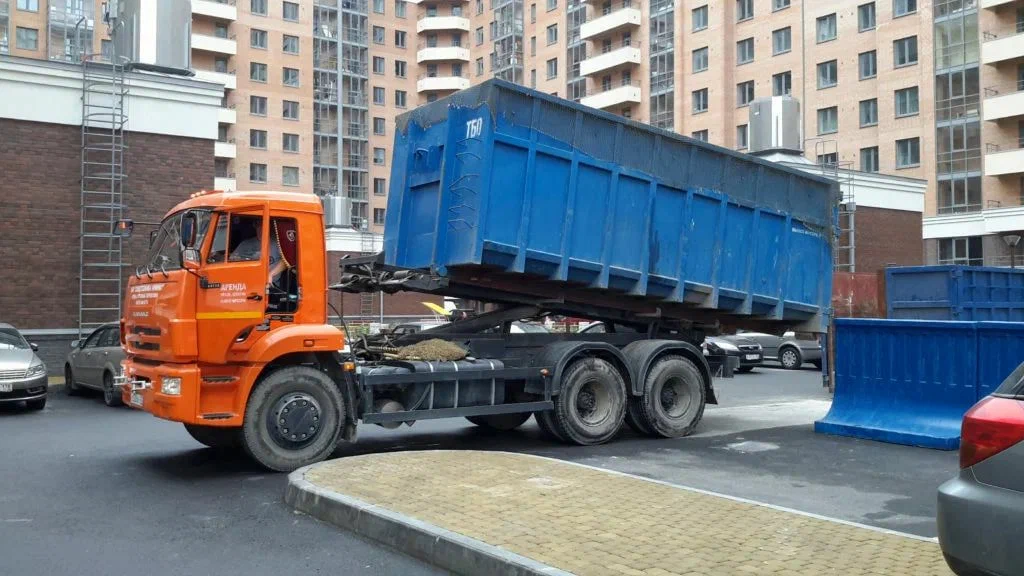 Аренда пухто для вывоза строительного и бытового мусора в Череповце в октябре