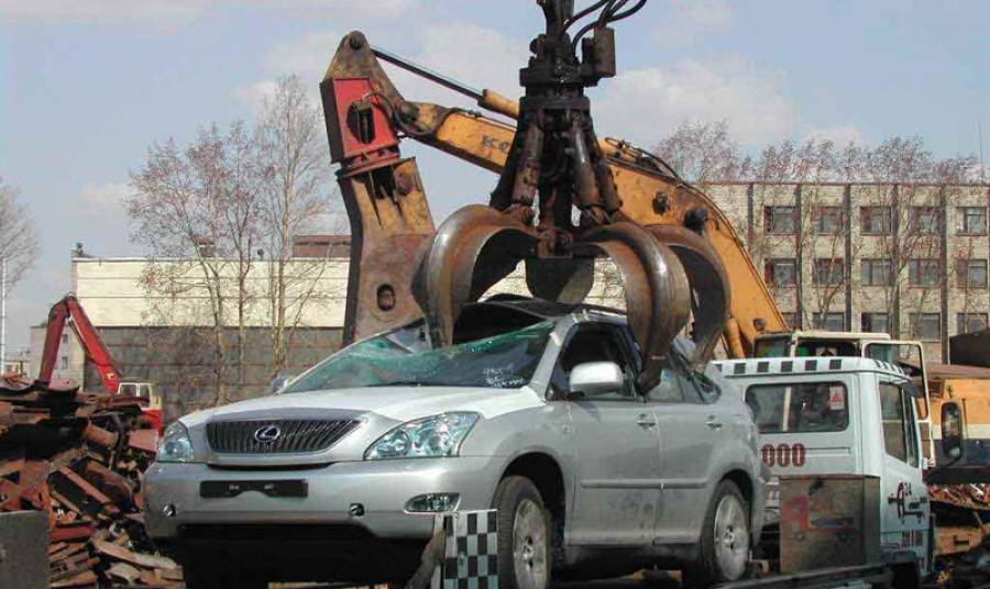 Вывоз старых автомобилей на утилизацию в Череповце в октябре