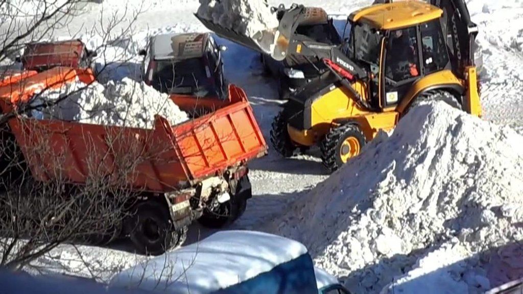 Вывоз снега с погрузкой в Череповце для организаций и частных лиц в октябре