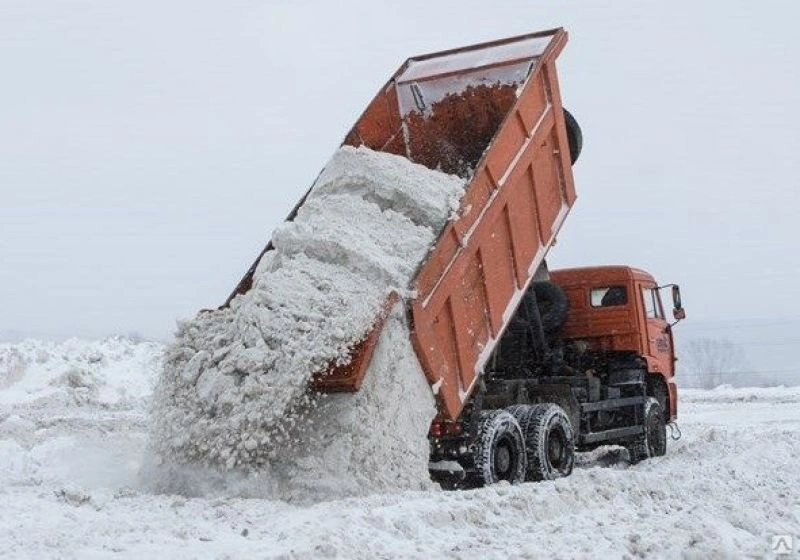 Вывоз снега самосвалами в Череповце от ПроМусор - КАМАЗ, ЗИЛ, цена от 3066 руб